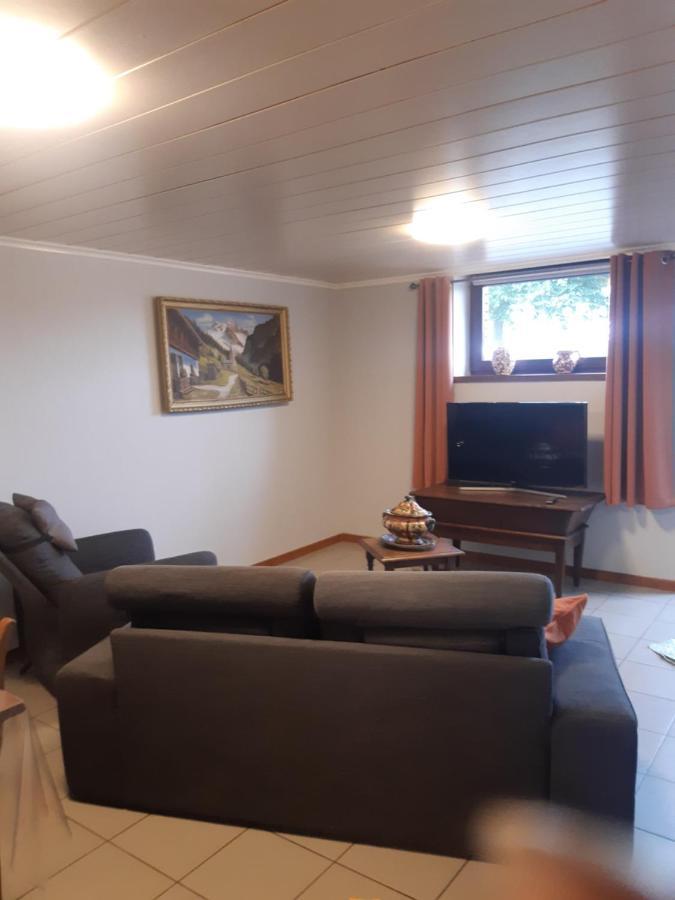 Gite Des Marais Vaux-sur-Sure Екстер'єр фото